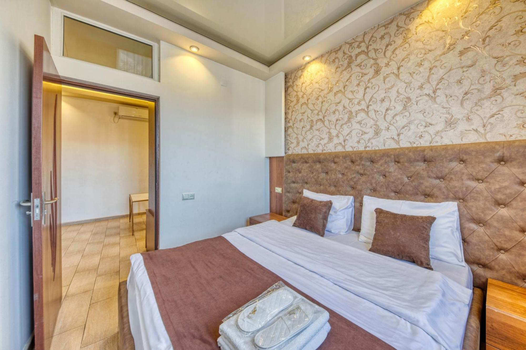 יירבאן Aleppo Hotel מראה חיצוני תמונה