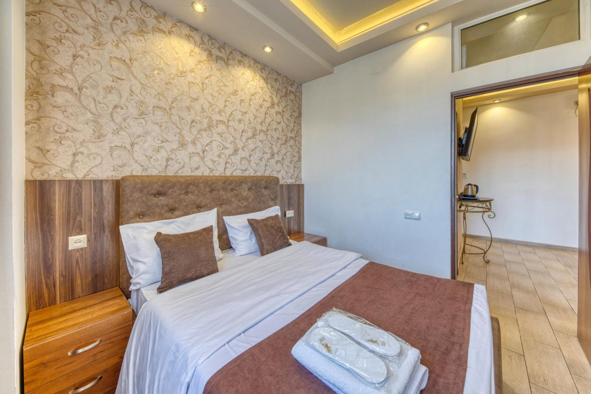 יירבאן Aleppo Hotel מראה חיצוני תמונה