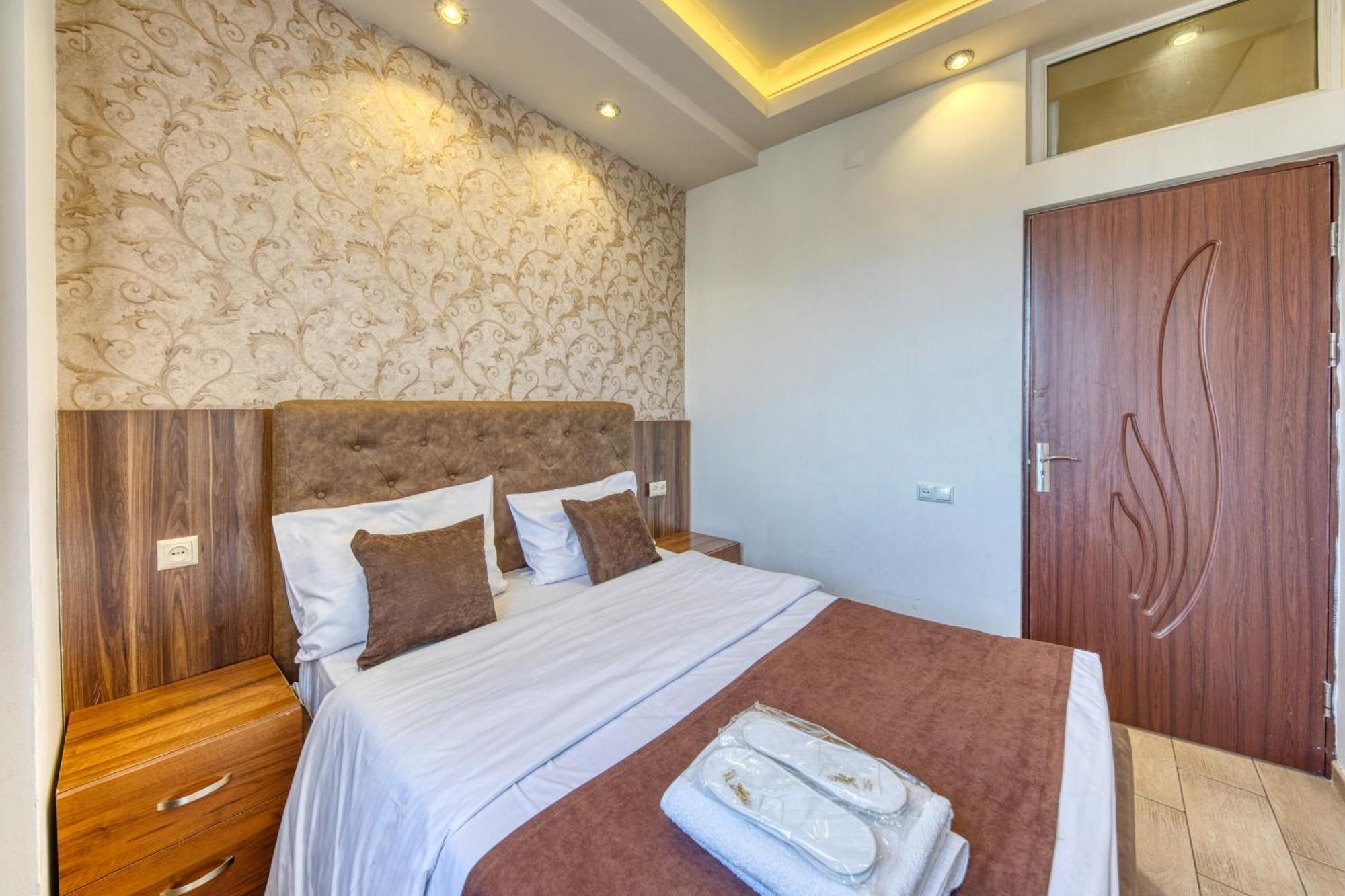 יירבאן Aleppo Hotel מראה חיצוני תמונה