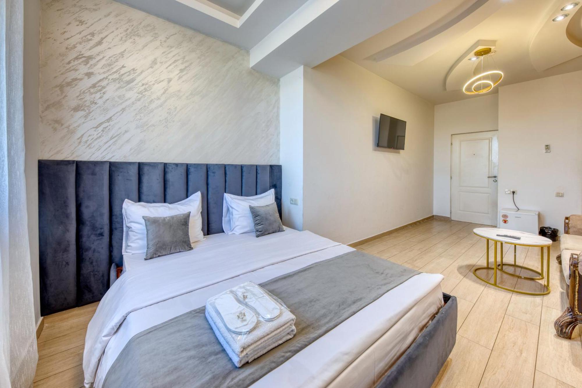 יירבאן Aleppo Hotel מראה חיצוני תמונה