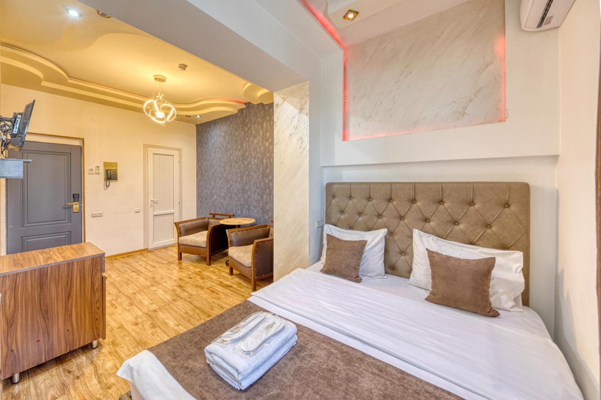 יירבאן Aleppo Hotel מראה חיצוני תמונה