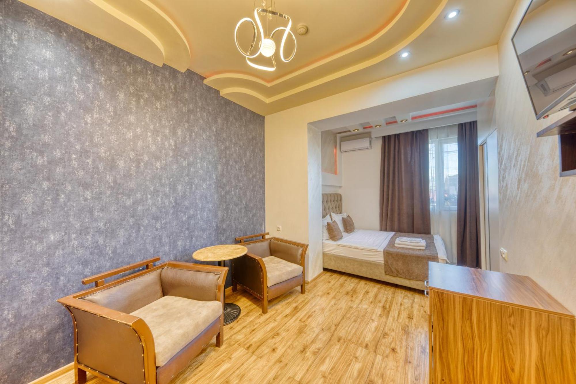 יירבאן Aleppo Hotel מראה חיצוני תמונה